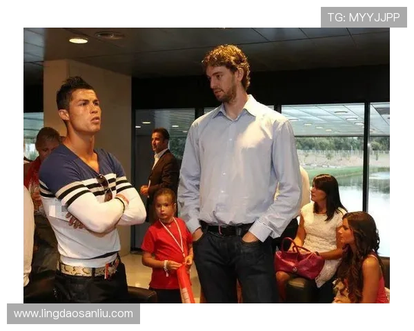 足球明星与篮球明星的身价对比谁更昂贵的背后原因分析